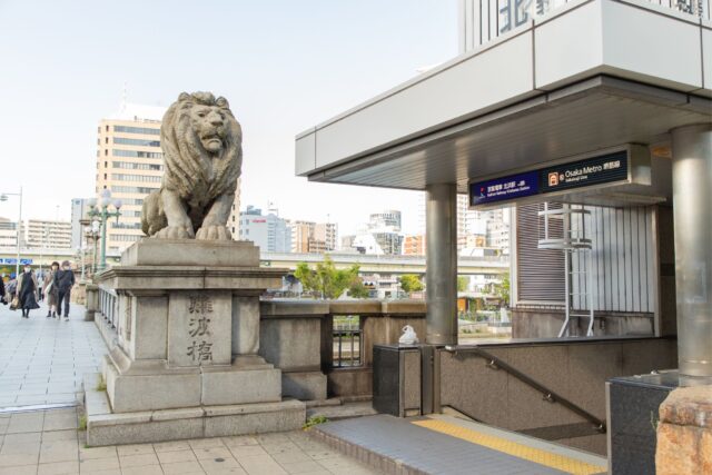 ライオン像